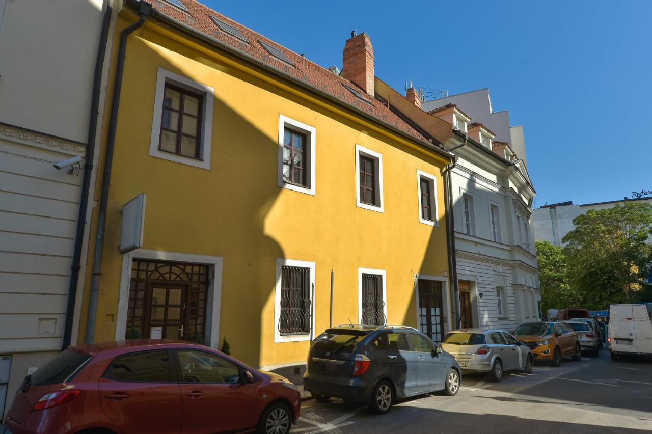 Bluebell Hotel Bratislava Exterior foto